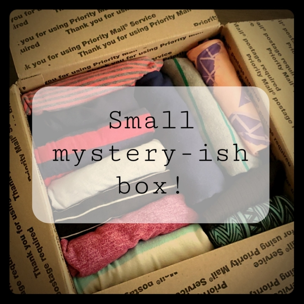 ❗SALE❗ (Sort of) mystery box - size S